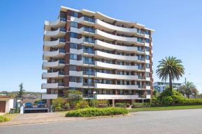Fountain Court 25, Port Macquarie